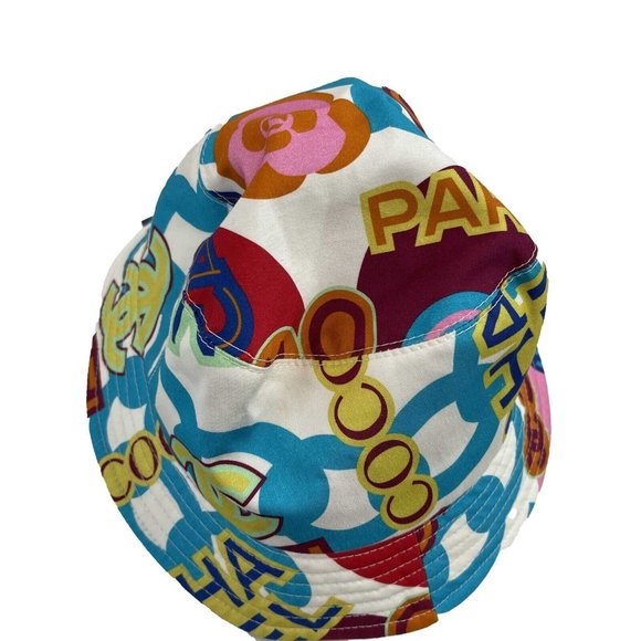 Chanel Street Style Wide-Brimmed Bucket 2023 Multi-Color Small Hat - Picture 5 of 8